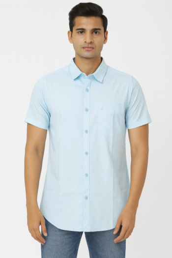 Men’s Solid Light Blue Short Sleeve Shirt