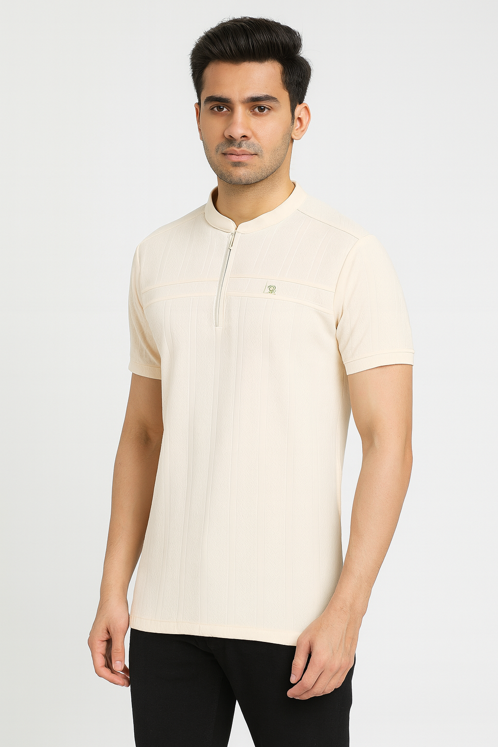 Men’s Cream Half-Zip Mandarin Collar T-Shirt